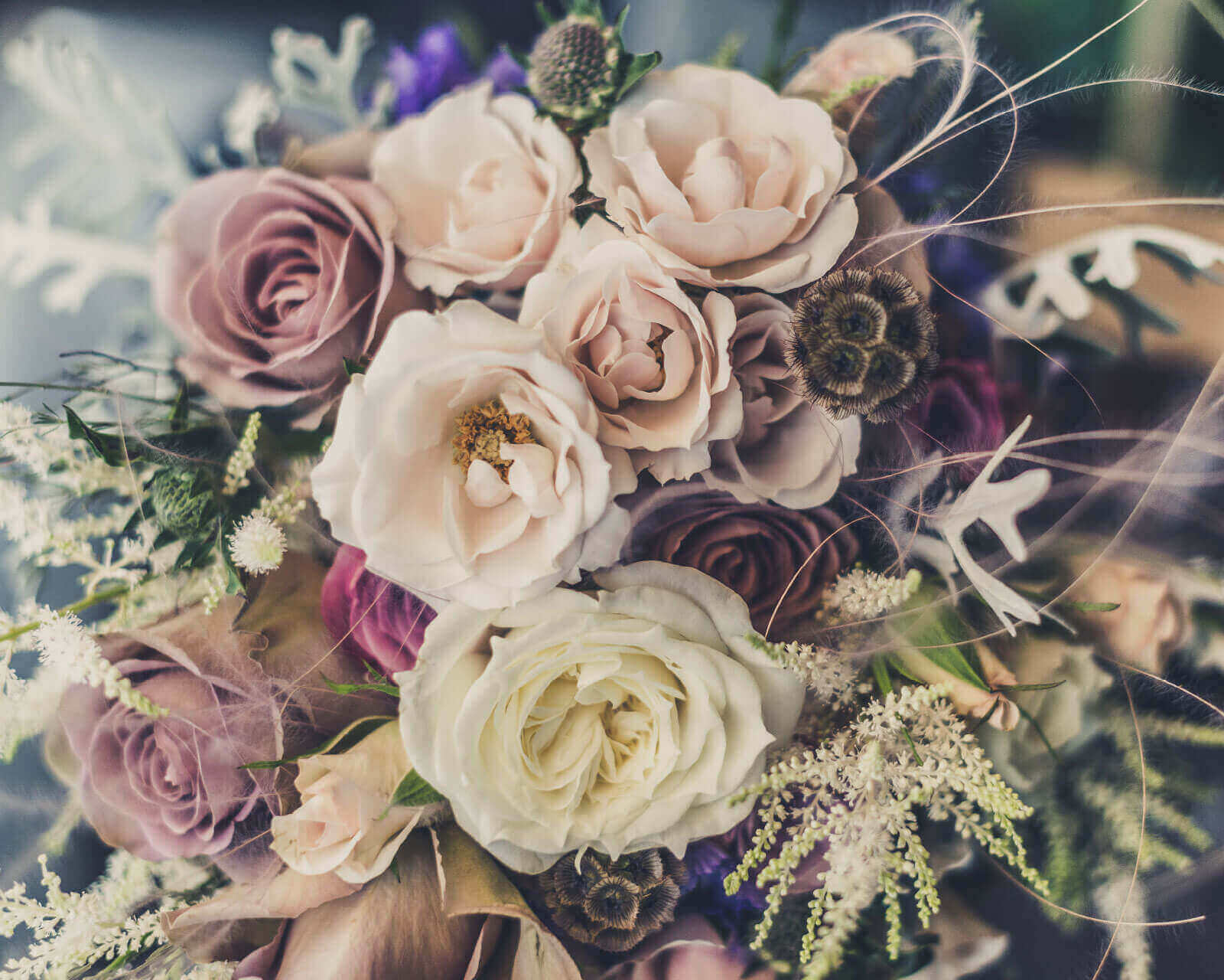 Blumen im Korb